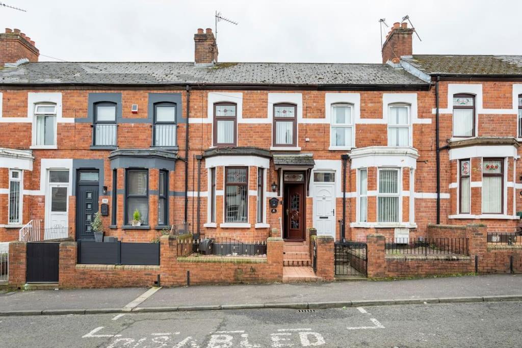 Central Belfast Town House Buitenkant foto
